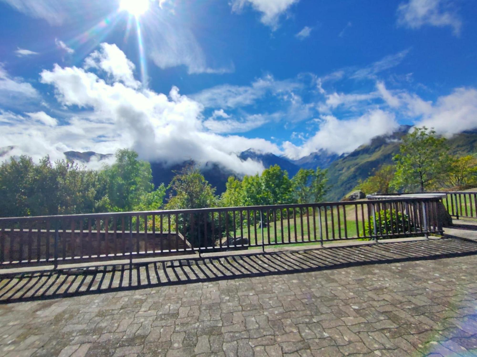 La Moraine Hotel Garin Luaran gambar